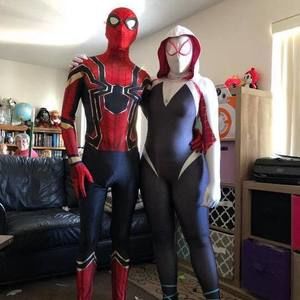 Meet your Posher, Donecia